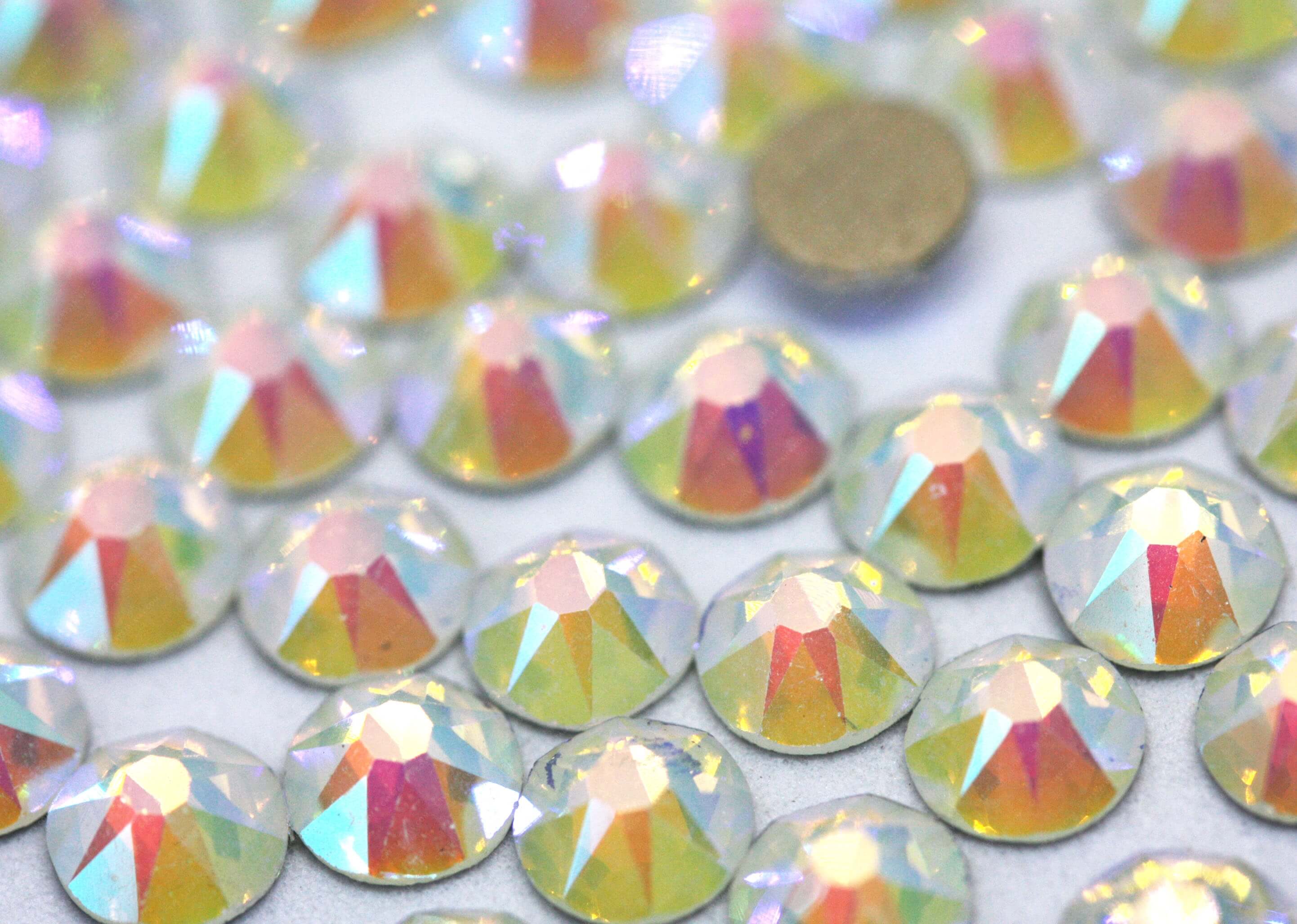 Crystalline White Opal AB* Xirius Rose 2088
